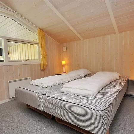 Holiday Tyttebaerstien A- 4941 Torup Strand