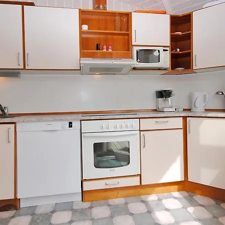 Holiday Tyttebaerstien A- 4941 بيت للعطل *